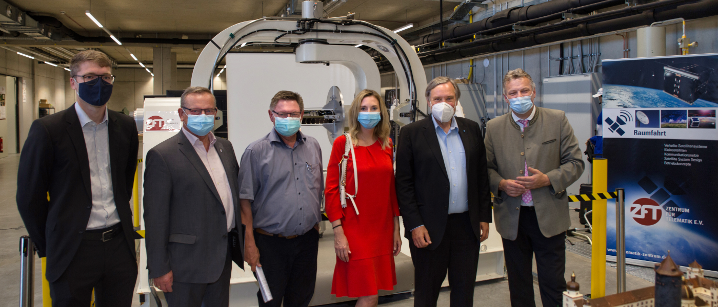 State Secretaries Gerhard Eck, Anna Stolz and Roland Weigert visit ZfT.